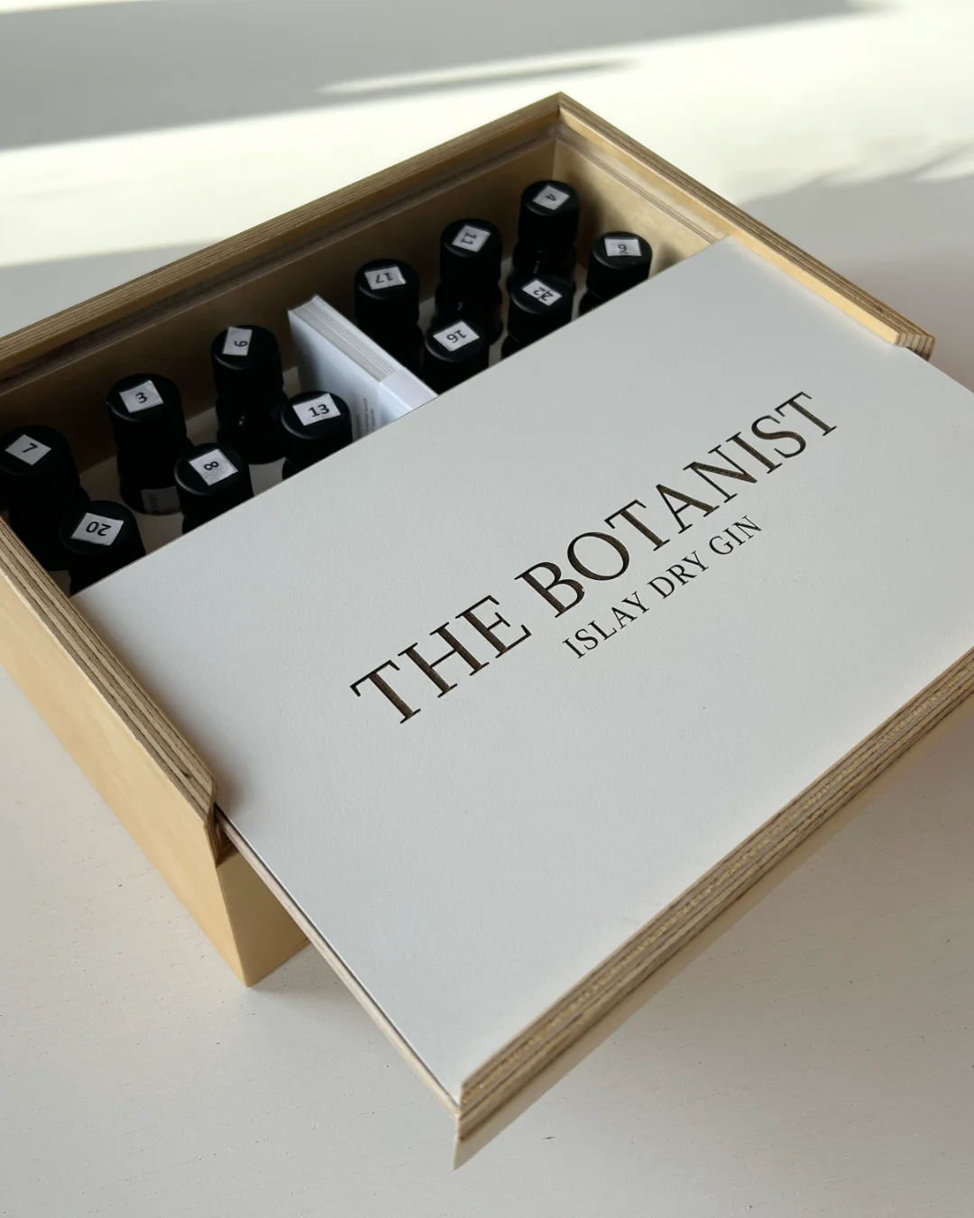 The Botanist tincture box